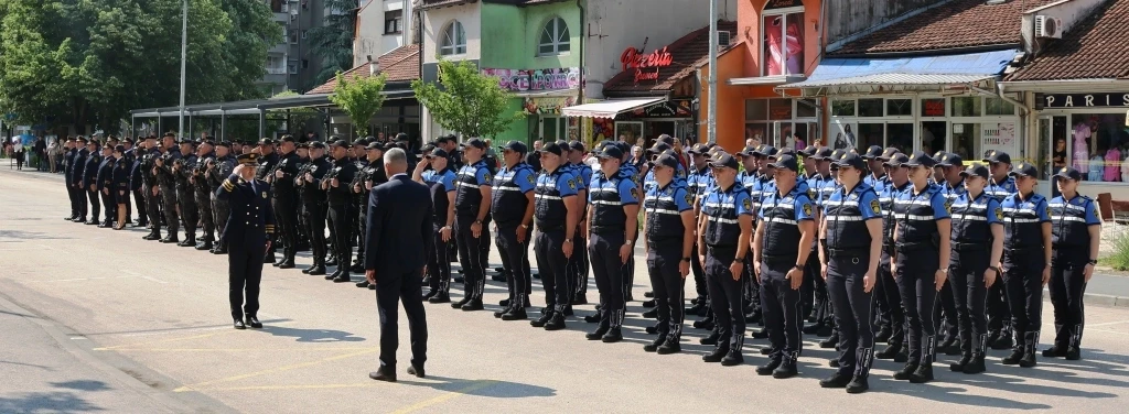 Svečano obilježen 22. maj Dan policije Tuzlanskog kantona